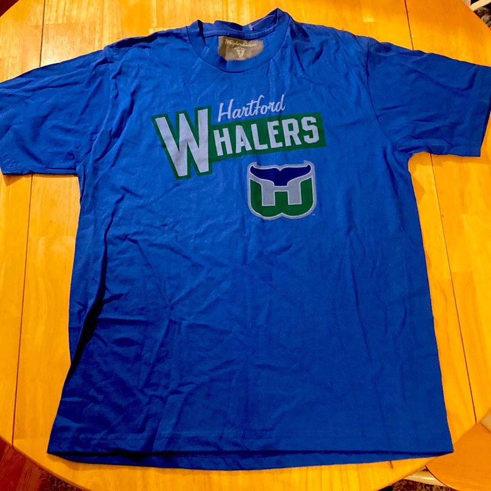 HARTFORD WHALERS NHL RETIRED TEAM T SHIRT MENS MEDIUM NWOT
